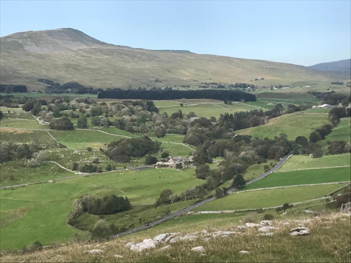 Old School House - Yorkshire Three Peaks Challenge Weathercote Exterior photo